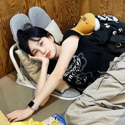 冷厉权臣郡主照样手拿把掐